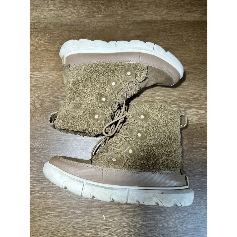 Sorel Women's Explorer II Joan Cozy‎ Dk. Tan White Sherpa Boots - Size 8